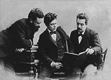 Pietro Mascagni met tijdgenoten zoals Franchetti en Puccini rond 1900.