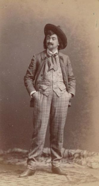 Tenor Pietro Audisio zong te Gent van 1901 tot 1906. Zong ook de Première van Leoncavallio's 